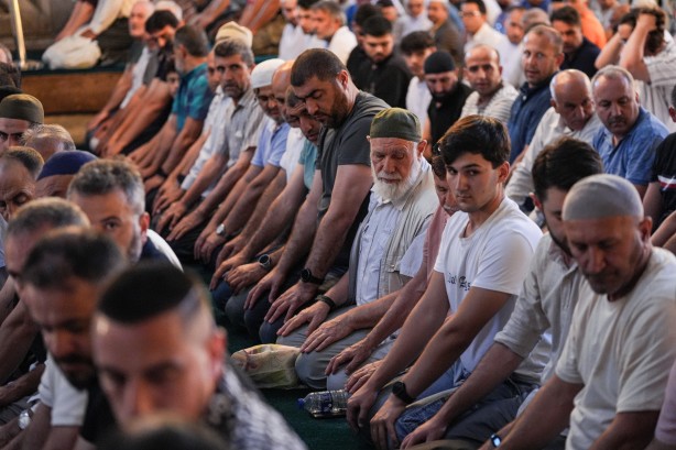 Foto - Ayasofya'da Haniye için gıyabi cenaze namazı