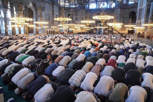 Foto - Ayasofya'da Haniye için gıyabi cenaze namazı