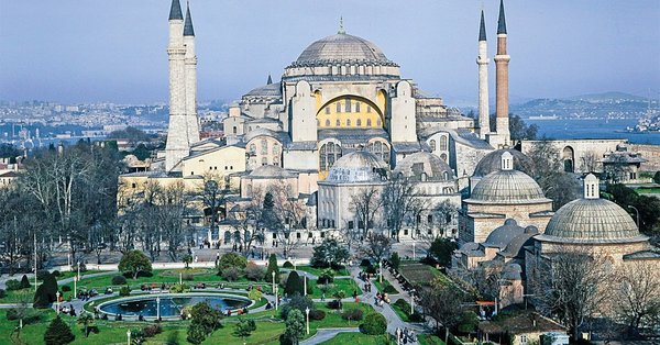 Foto - Ayasofya'yı yapan mimarbaşının 7 yıl ortadan kaybolma hikayesi herkesi şok edecek! Kaçmasaydı eğer...