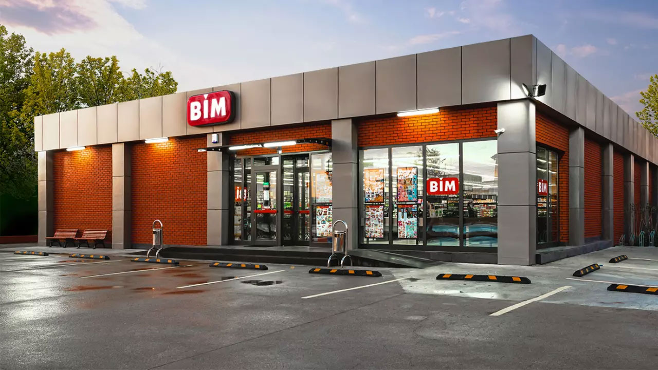 Ayçiçek yağında flaş indirim! BİM'de 15 Nisan 2025 fırsatlar kataloğu açıklandı