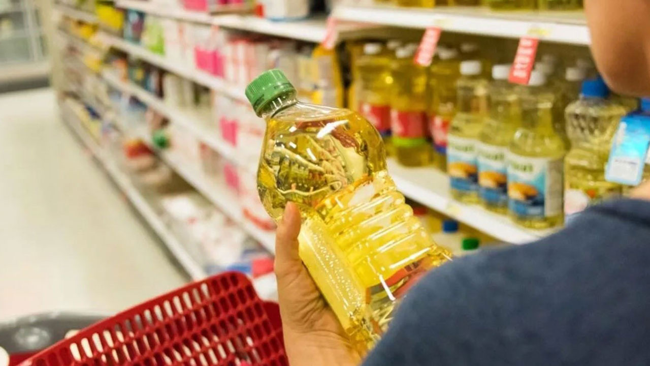 Foto - Ayçiçek yağını 100 lira uyguna satmaya başladılar! İndirim Türkiye genelinde 114 şubede geçerli