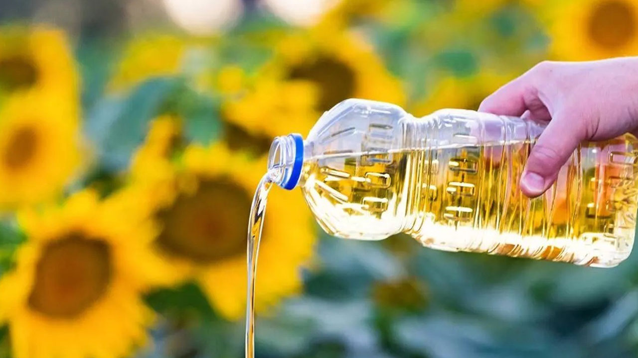 Foto - Ayçiçek yağını 100 lira uyguna satmaya başladılar! İndirim Türkiye genelinde 114 şubede geçerli