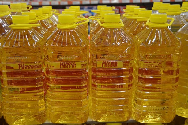 Foto - Ayçiçek yağını 145 liradan satmaya başladılar! Duyan bu sabah itibariyle o markete koştu