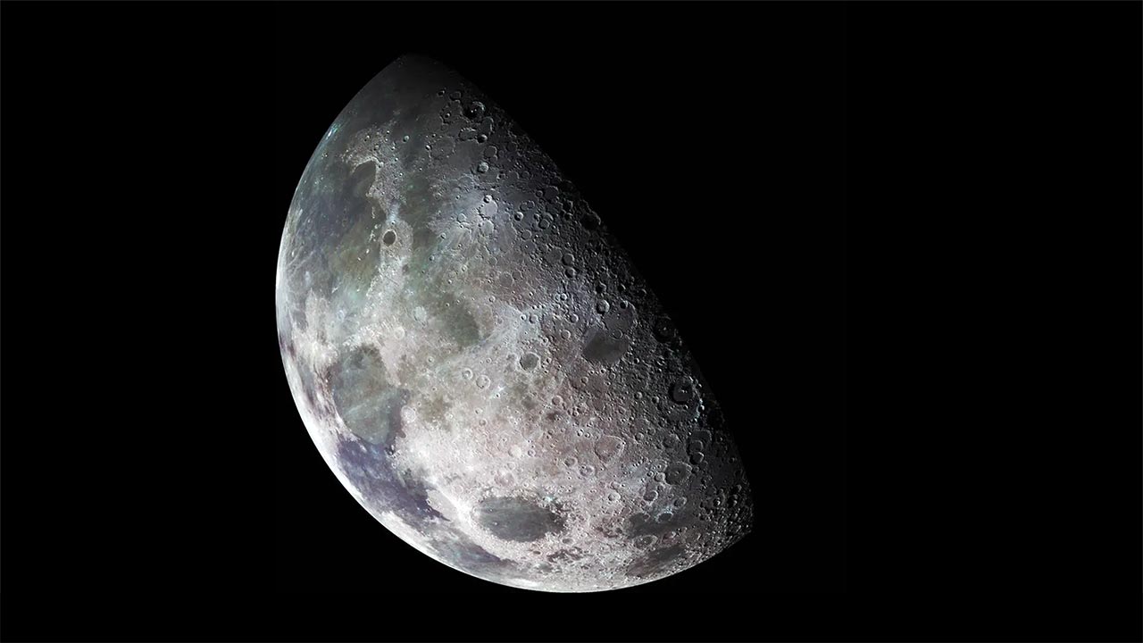 Ay'da ilginç keşif! Orada olmaması gerekiyordu