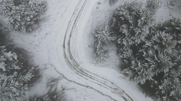 Foto - Aydın'a yılın ilk karı düştü! Görüntüler hayran bıraktırdı