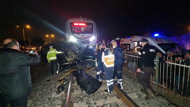 Foto - Aydın’da trenin de karıştığı feci kaza