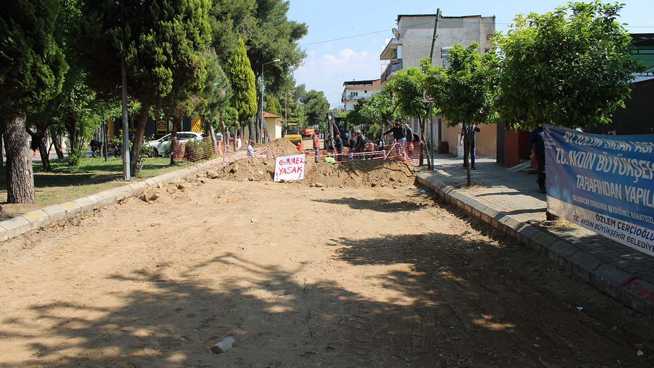 Foto - Aydın'da yol çalışması sırasında tarihi keşif! Mahalleli sevinemedi, 'çok üzgünüz' açıklaması yaptı