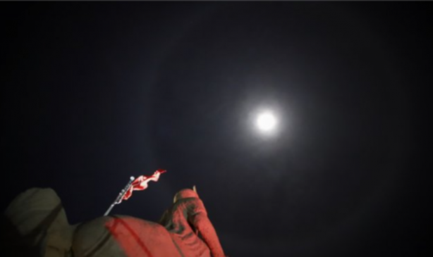 Foto - Ayın etrafında daire görenler telefona sarıldı! Meteoroloji'den açıklama yapıldı