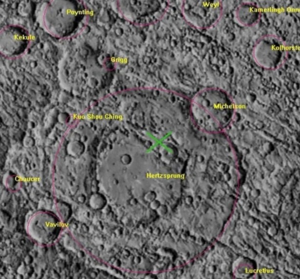 Foto - Ay'ın karanlık yüzüne uzay çöpü çarptı, 20 metrelik krater oluştu