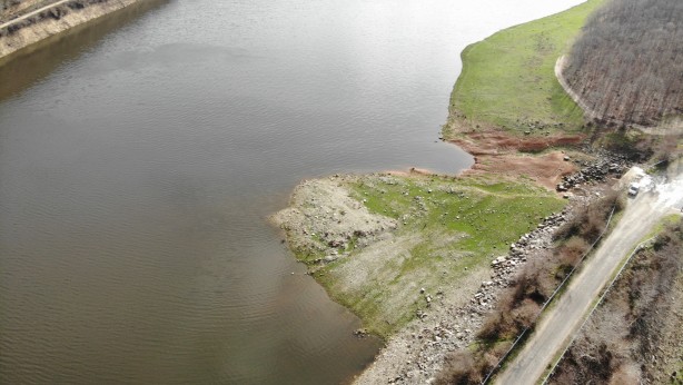 Foto - Aylar öncesine kadar hayvanlar otluyordu! İstanbul'u destekleyen barajlardaki büyük değişim! 