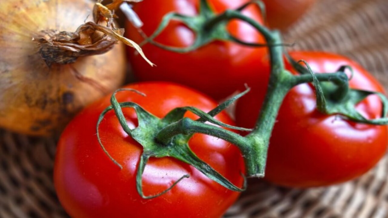 Foto - Aylarca beklese bile taze kalacak! Domatesleri bozulmadan saklamanın doğal yöntemi