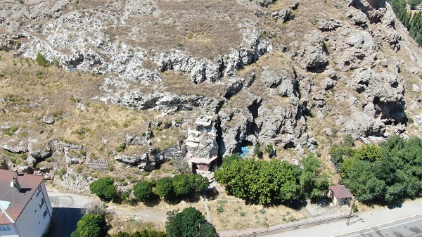 Foto - Aylarca burada saklıyorlar! Binlerce yıllık mağara bakın ne için kullanılıyor