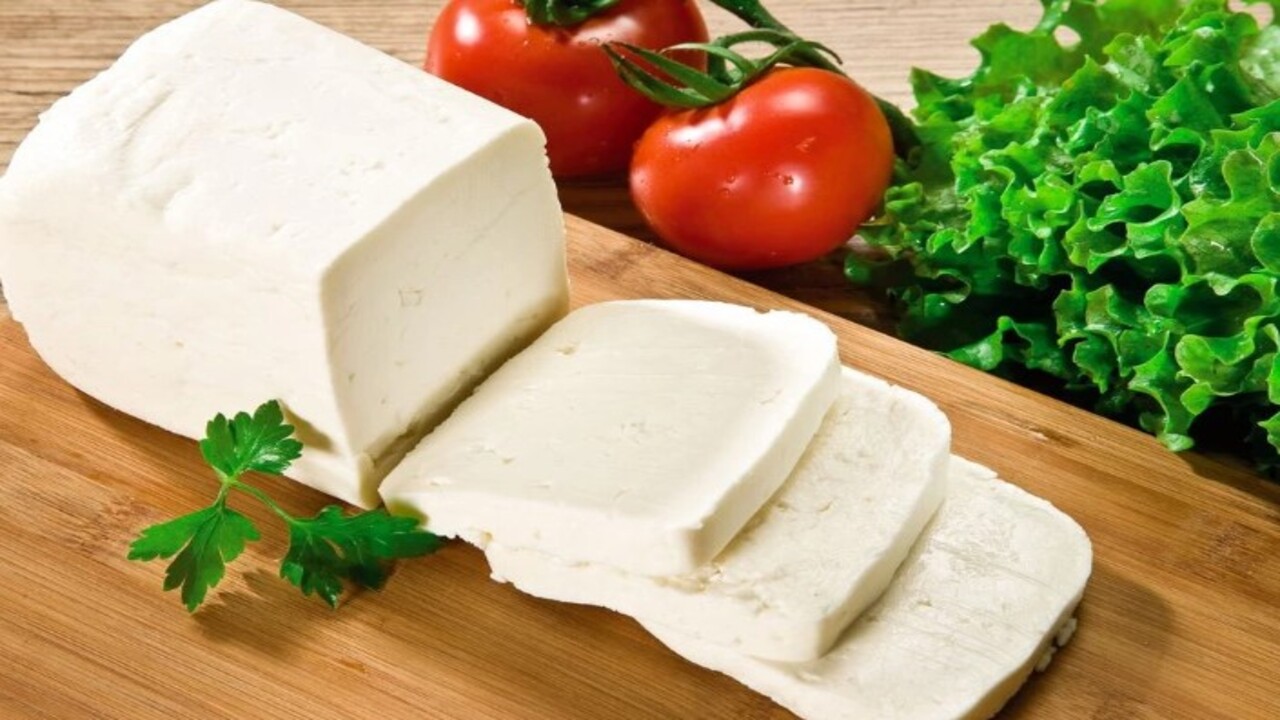 Foto - Aylarca kokmadan kalacak! İşte peynirin küflenmeden kalabilmesinin kolay yolu