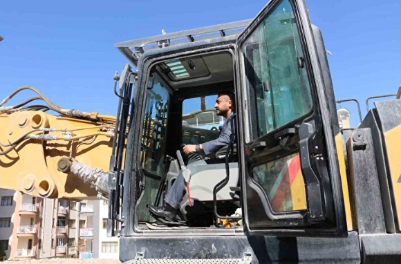 Foto - Aylık maaş 150 bin TL! Çalışacak eleman bulamıyor