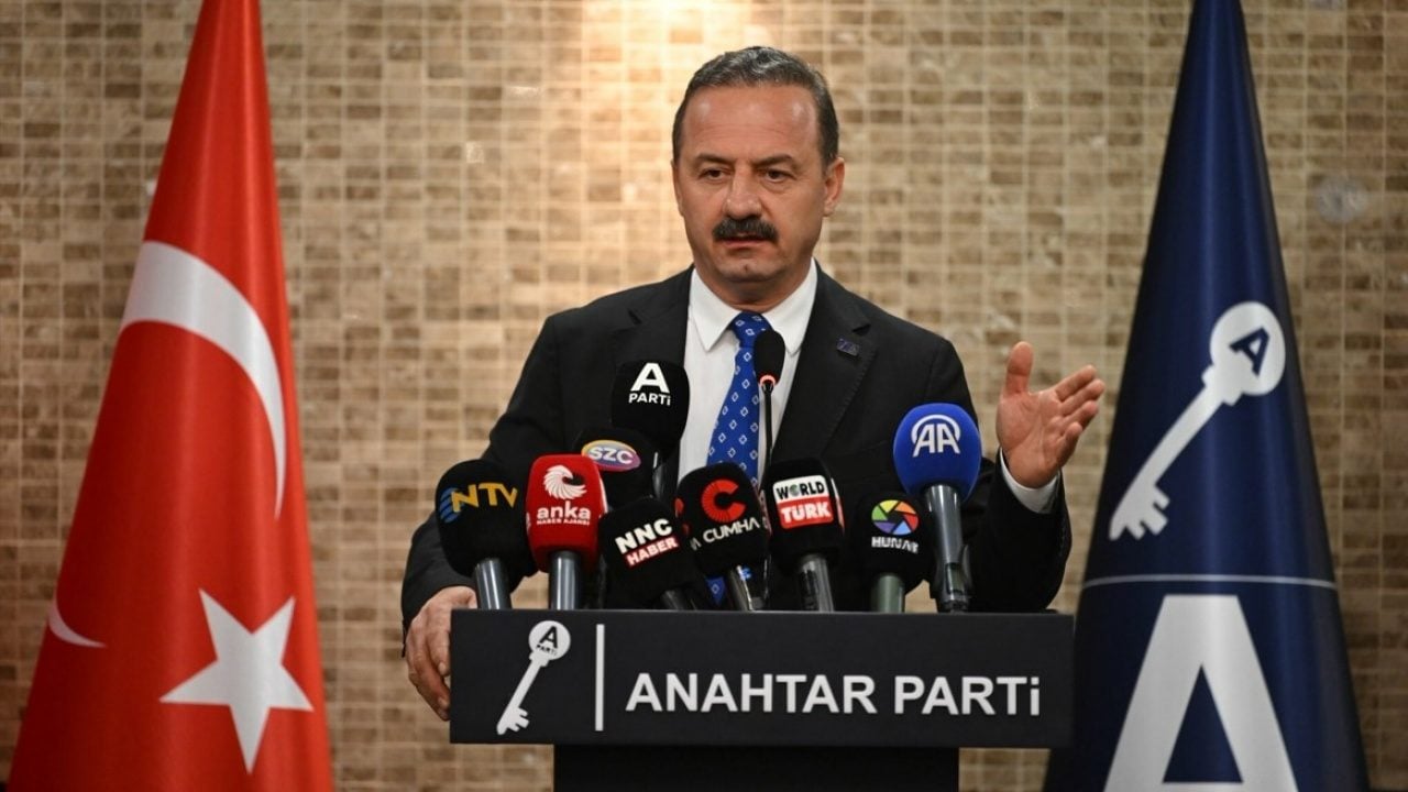 Foto - AYM Anahtar Parti’ye tane tane anlattı! Daha toplama yapamıyorlar ülke yönetecekler