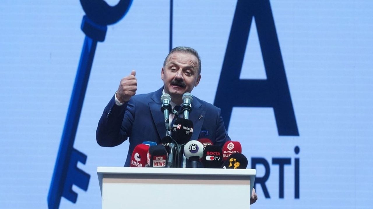 Foto - AYM Anahtar Parti’ye tane tane anlattı! Daha toplama yapamıyorlar ülke yönetecekler