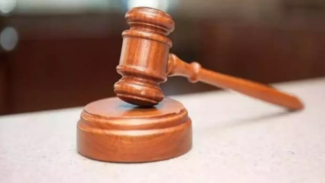 AYM kararını verdi: Emire uymayana disiplin cezası!