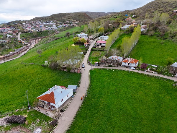 Foto - Aynı şehir iki ayrı mevsim