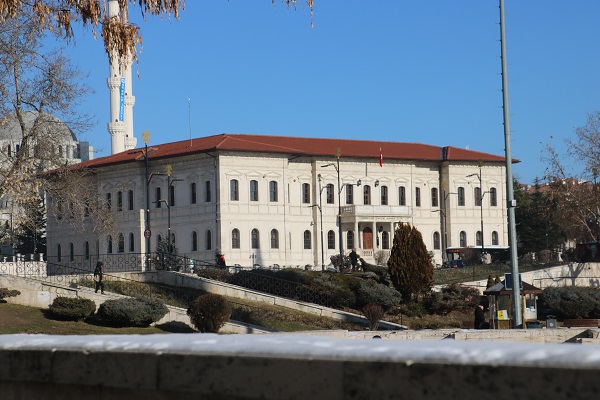 Foto - Aynı şehirde bir taraf kış bir taraf bahar