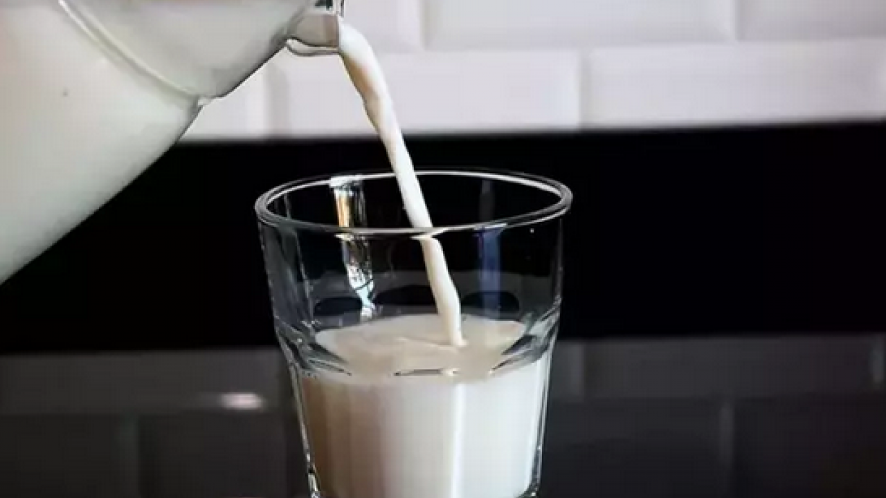 Foto - Ayranın içine 1 kaşık ekleyin! Tansiyonun kökünü kurutuyor! Buruş buruş damarları açıp vücudu toksinlerden arındırıyor