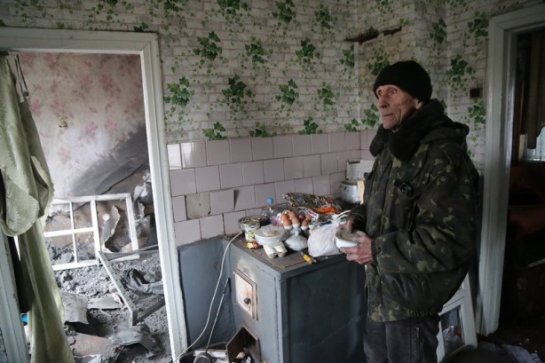 Foto - Ayrılıkçıların kontrolündeki Donetsk'te patlamalar!