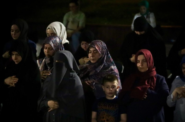 Foto - Ayşenur Eygi'nin kanı zalimleri boğacak! Saraçhane'de Gazze dayanışması sürüyor