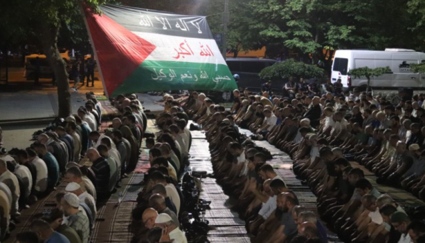 Foto - Ayşenur Eygi'nin kanı zalimleri boğacak! Saraçhane'de Gazze dayanışması sürüyor
