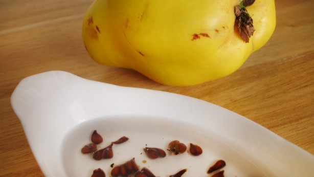 Ayva yiyenler dikkat! Çekirdeğini böyle yerseniz...