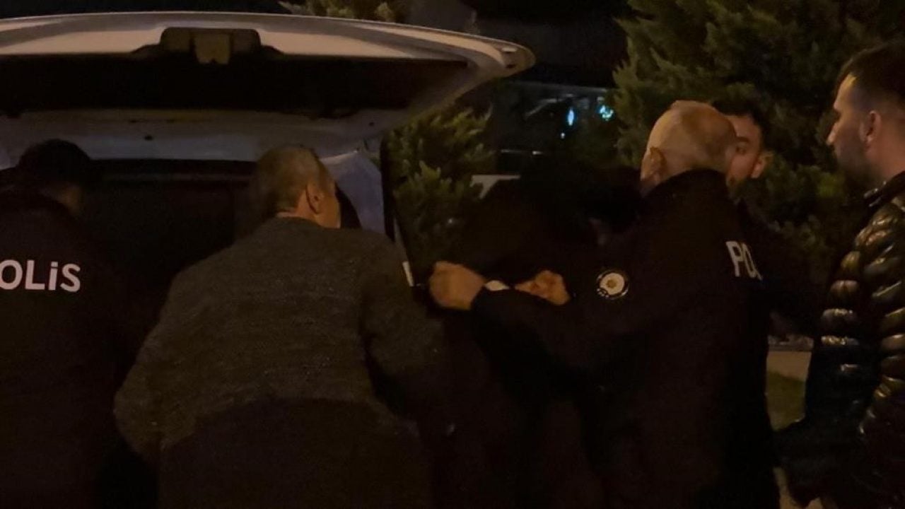 Foto - Ayyaş sürücü ‘Teşkilat mısınız’ diye sordu! Polisten anlamlı cevap geldi 