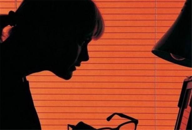 Foto - Az ışıkta okumak göze zarar veriyor mu?