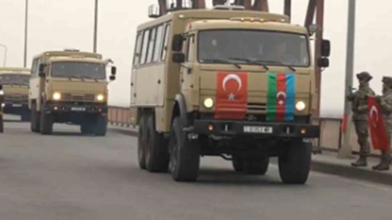 Foto - Azerbaycan askeri Iğdır'a girdi