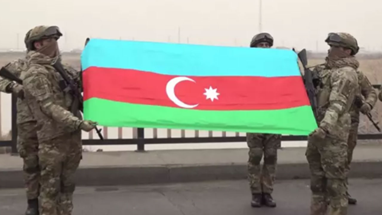 Foto - Azerbaycan askeri Iğdır'a girdi