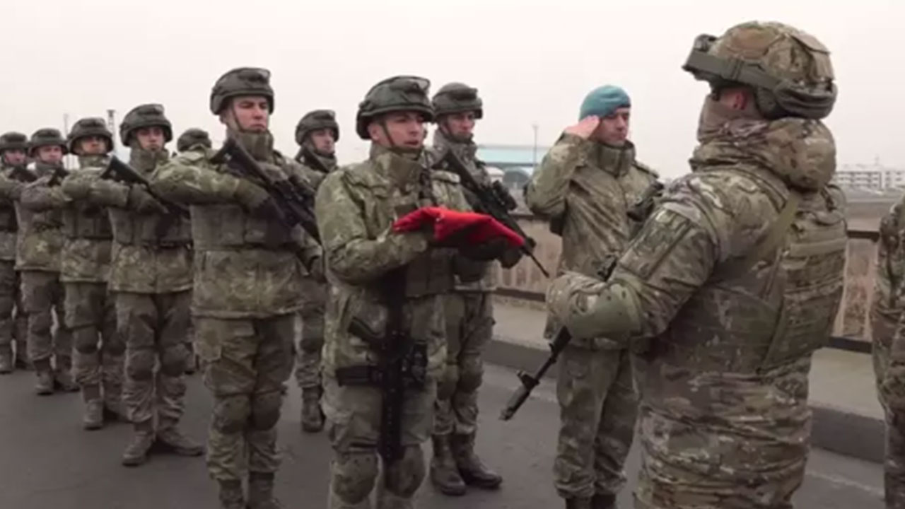 Foto - Azerbaycan askeri Iğdır'a girdi