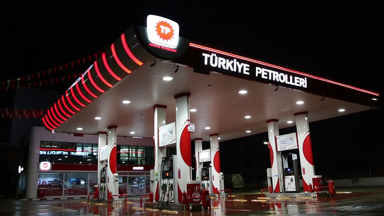 Foto - Azerbaycan da peşindeydi! Türk akaryakıt devini satın almaktan son anda vazgeçtiler! Sebebi şaşırttı