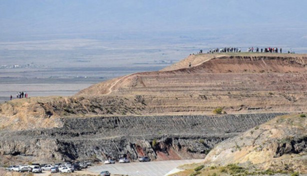 Foto - Azerbaycan-Ermenistan cephe hattında bulundu! İçinden çıkanlar şoke etti