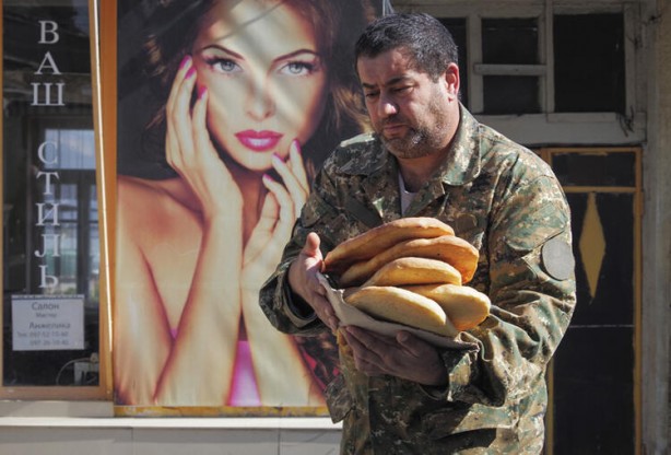 Foto - Azerbaycan-Ermenistan cephe hattında bulundu! İçinden çıkanlar şoke etti