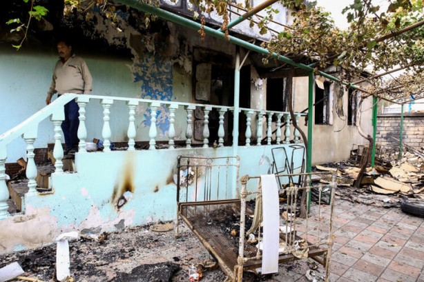 Foto - Azerbaycan-Ermenistan cephe hattında yer yerinden oynadı! Görüntüler servis edildi