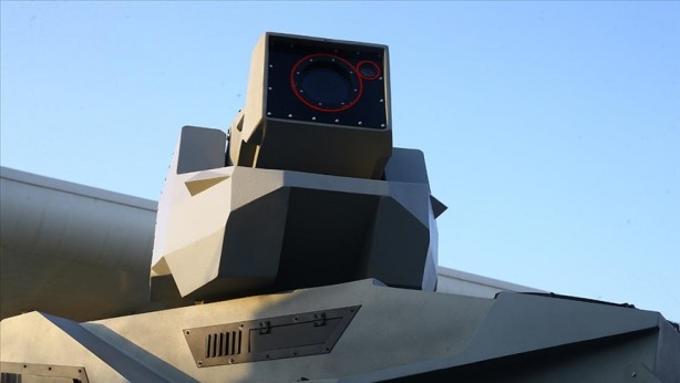 Foto - Azerbaycan, Türkiye'nin yerli lazer silahı ALKA'ya rakip oldu! Dünyaya ilk kez gösterdiler