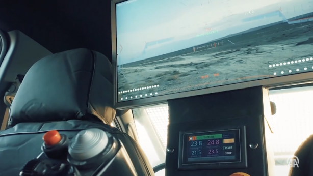 Foto - Azerbaycan, Türkiye'nin yerli lazer silahı ALKA'ya rakip oldu! Dünyaya ilk kez gösterdiler