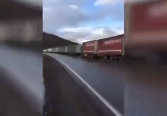 Foto - Azerbaycan ve Türkiye'yi tehdit eden İran'a şok! Bir ülke resmen kapattı