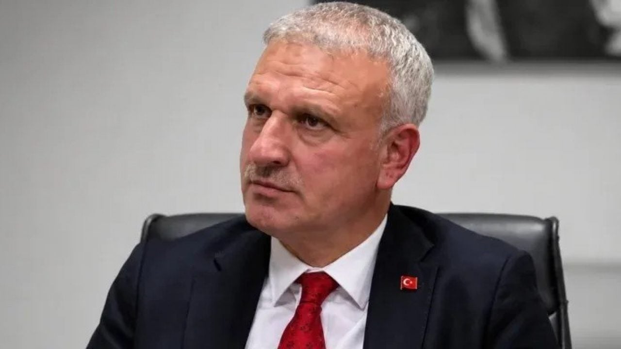 Foto - Azerbaycan'daki zulme kayıtsız kalmamıştı: Görevinden istifa eden Oktay Saral'dan dikkat çeken hamle