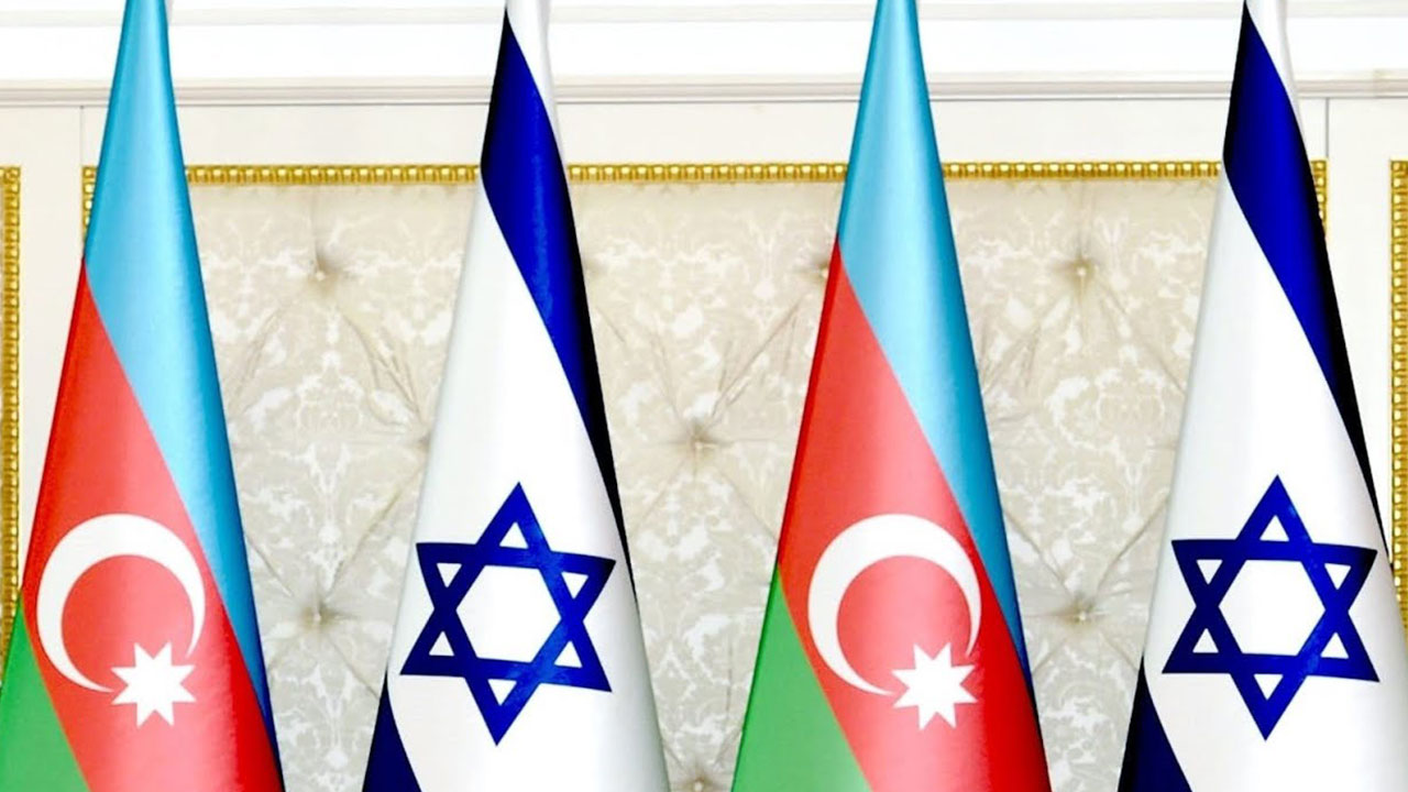 Foto - Azerbaycan'dan büyük ayıp! Tepki üstüne tepki yağıyor