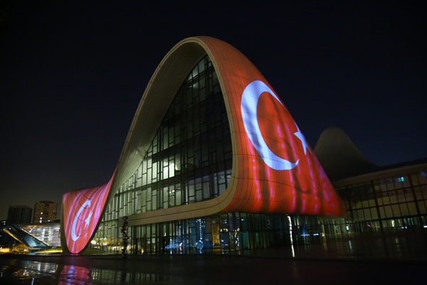 Foto - Azerbaycan'dan 'Türkiye' sürprizi! Anlamlı destek