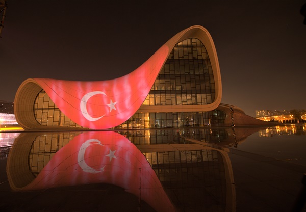 Foto - Azerbaycan'dan 'Türkiye' sürprizi! Anlamlı destek