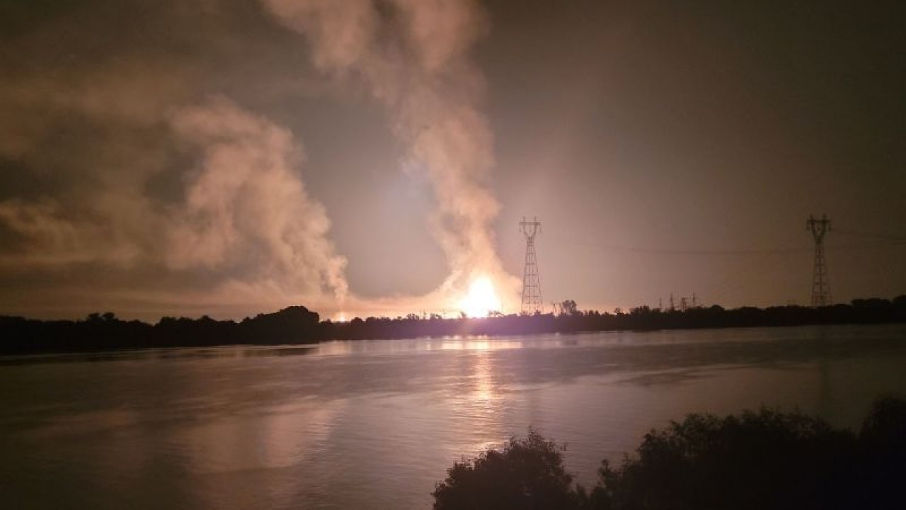 Foto - Azerbaycan'ın doğalgaz tesisi vuruldu: Saldıran ülkeyi duyan herkes şok olacak