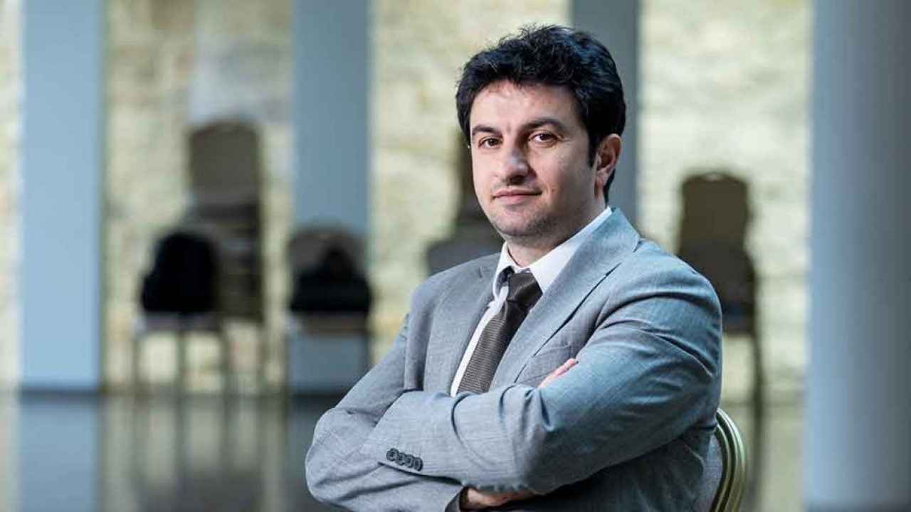 Foto - Azerbaycanlı isimden akılalmaz Türkiye çıkışı: Oradan bakarak doğru anlayamazsınız