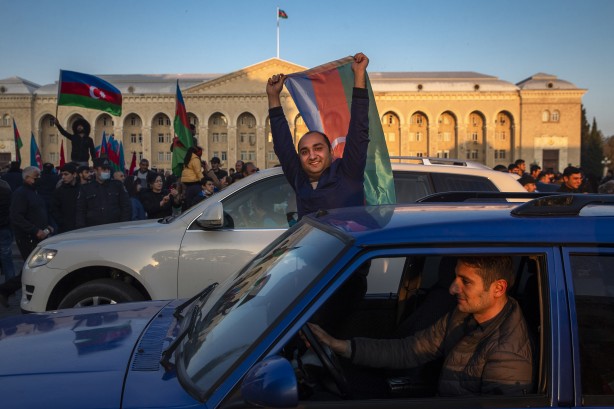 Foto - Azerbaycanlılar zaferi böyle kutladı