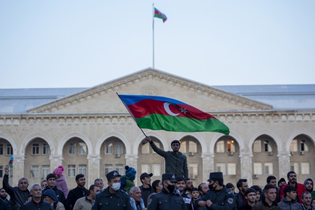 Foto - Azerbaycanlılar zaferi böyle kutladı