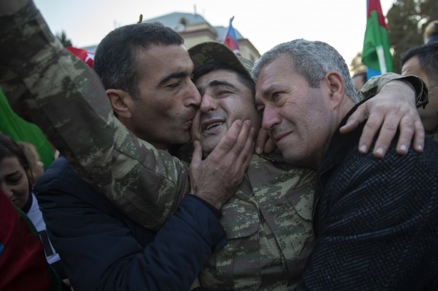Foto - Azerbaycanlılar zaferi böyle kutladı