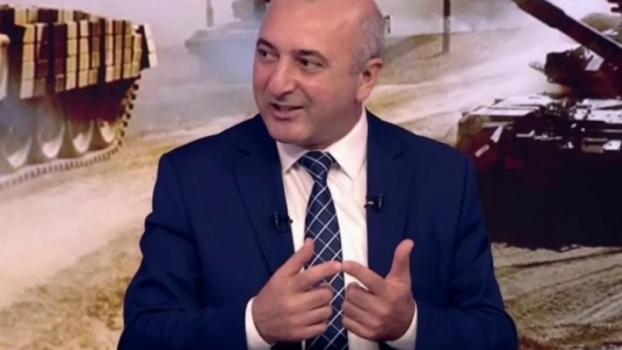 Foto - Azeri isimden gündemi altüst edecek Türkiye tepkisi: Yerinde olsam kafama kurşun sıkardım ama bu sözü söylemezdim